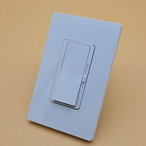 Lutron DVCL-153P Diva Dimmer Dimmable Light Switch Used Wallplate White